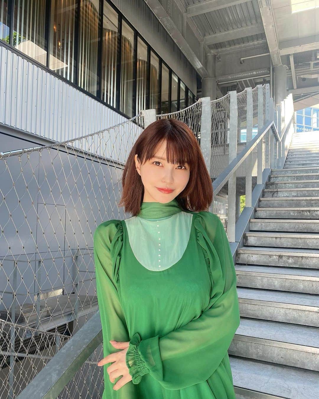 岸明日香さんのインスタグラム写真 - (岸明日香Instagram)「ラッキーカラーは緑らしい。😌」5月24日 23時15分 - aspoo02