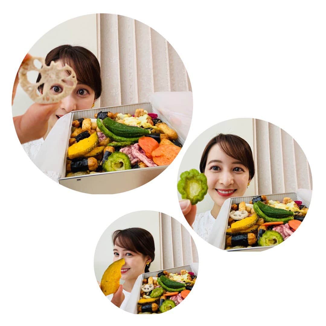 後呂有紗さんのインスタグラム写真 - (後呂有紗Instagram)「* カラフルな野菜の🥬🥒🌽おせんべい‼︎🍘🥔🍠  とっても彩り豊かで、 蓋を開けた瞬間、見惚れてしまいました🥕✨ なんだかエネルギーを感じます🤭  暑くなってきたので、 大好きなせんべいで、栄養補給…🥦笑  #深層ニュースからの #プレゼント #あっという間に #なくなりました」5月25日 20時03分 - ushiro_arisa