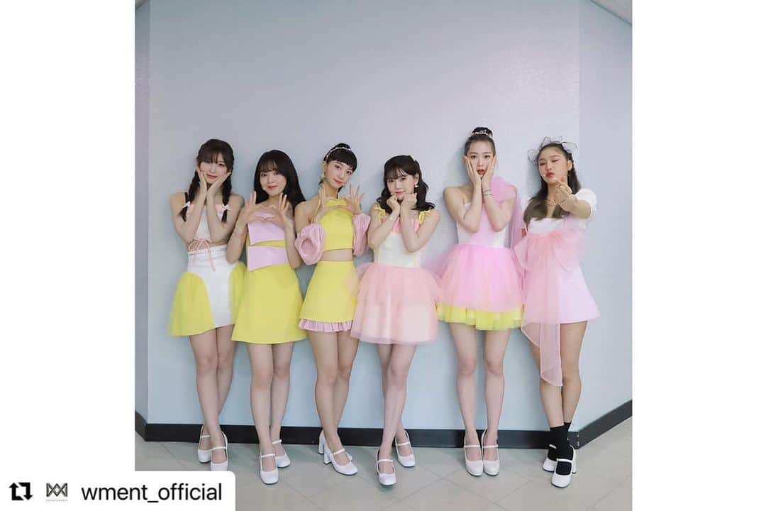 OH MY GIRLさんのインスタグラム写真 - (OH MY GIRLInstagram)「#Repost @wment_official  ・・・ [오마이걸] ‘Real Love’ 활동기 비하인드 보기 이보다 완벽한 밤은 없어 지금이야♥ 포스트 미리보기🔍 ⠀ ➡️ naver.me/xTl27j9P ⠀ 비하인드 스토리는 포스트를 통해 확인해주세요! 🎬 ⠀ #오마이걸 #OHMYGIRL #OMG」5月25日 22時13分 - wm_ohmygirl