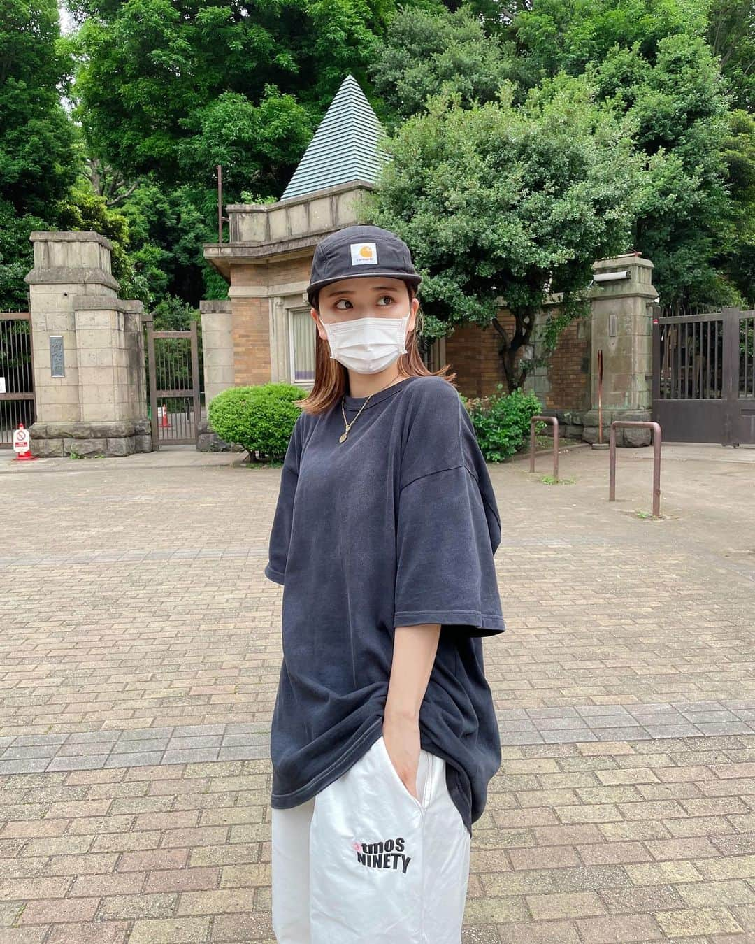 にこさんのインスタグラム写真 - (にこInstagram)「お仕事してた近くでいい感じの公園があったけど入れなかった記念写真」5月26日 18時45分 - ___nicoichi___