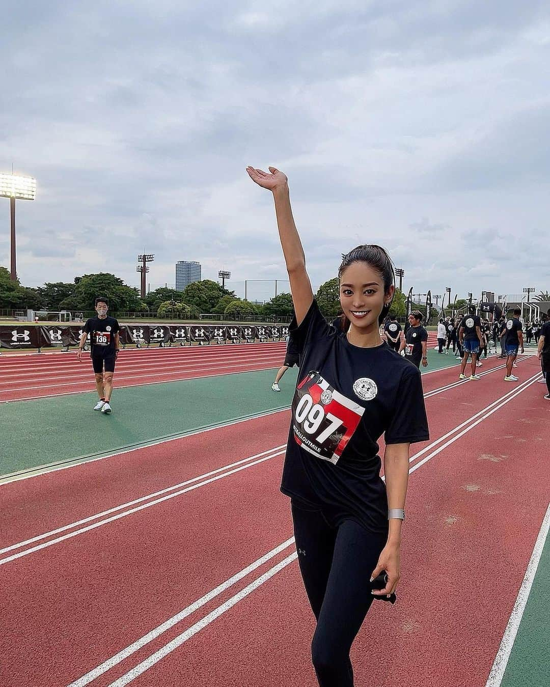 大柳麻友さんのインスタグラム写真 - (大柳麻友Instagram)「⁡ ⁡ 今日は @underarmourjp 主催のランイベント オールアウトマイルに参加してきた🏃‍♀️ ⁡ トラックを走るなんて学生ぶりで楽しかった♡ ⁡ この履き心地最高のシューズに助けて貰いました👟💨 ⁡ ⁡ ⁡ #アンダーアーマー #UAALLOUTMILE」5月26日 20時48分 - mayu_oyanagi