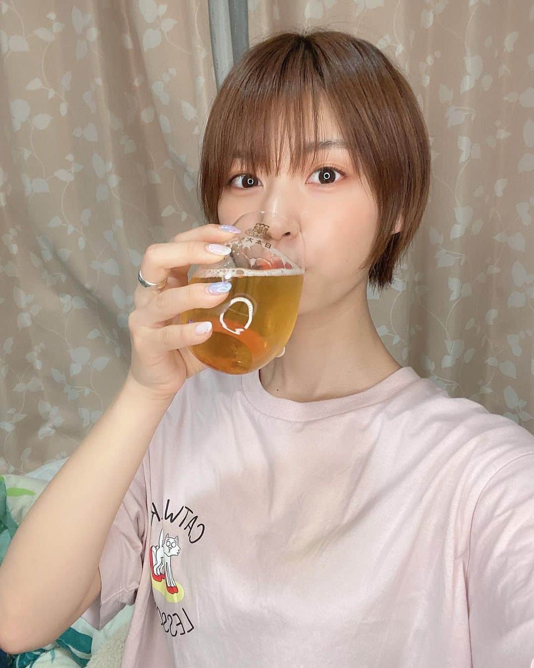 小坂田純奈さんのインスタグラム写真 - (小坂田純奈Instagram)「んんんま！って顔(笑)  #ビール好き #ビール好き女子 #酒好き女子 #お酒好き女子 #ひとり飲み女子」5月27日 21時09分 - official_junata