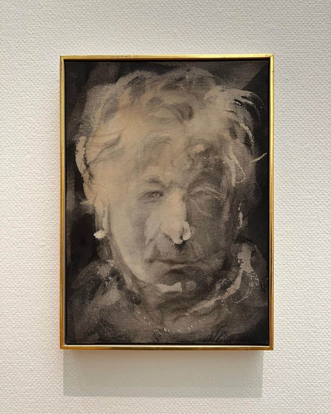 ハ・ヨンスさんのインスタグラム写真 - (ハ・ヨンスInstagram)「Miquel Barceló 展」5月28日 8時26分 - hayeonsoo_