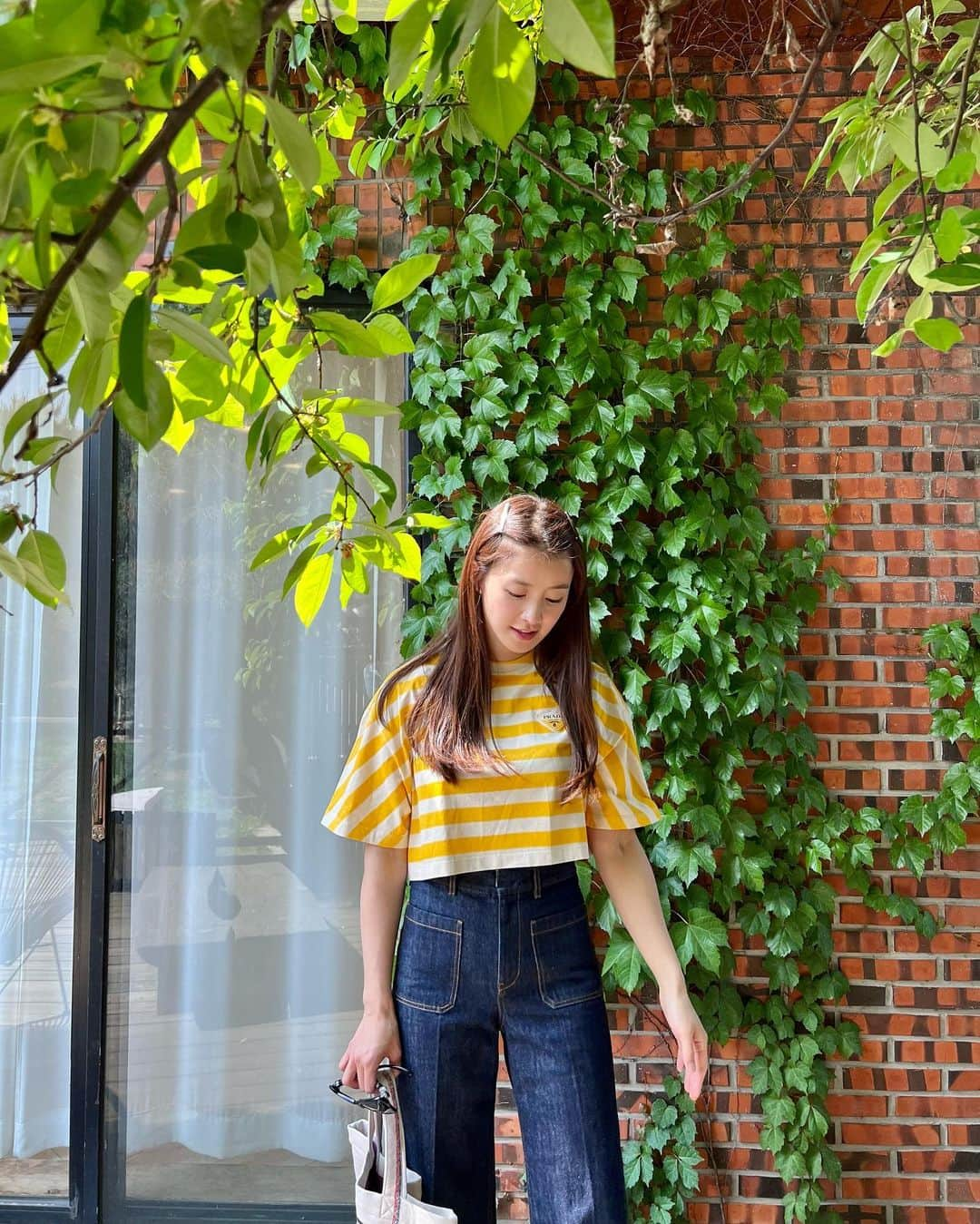 イ・シヨンさんのインスタグラム写真 - (イ・シヨンInstagram)「🐥✨🌼💛」5月28日 11時24分 - leesiyoung38