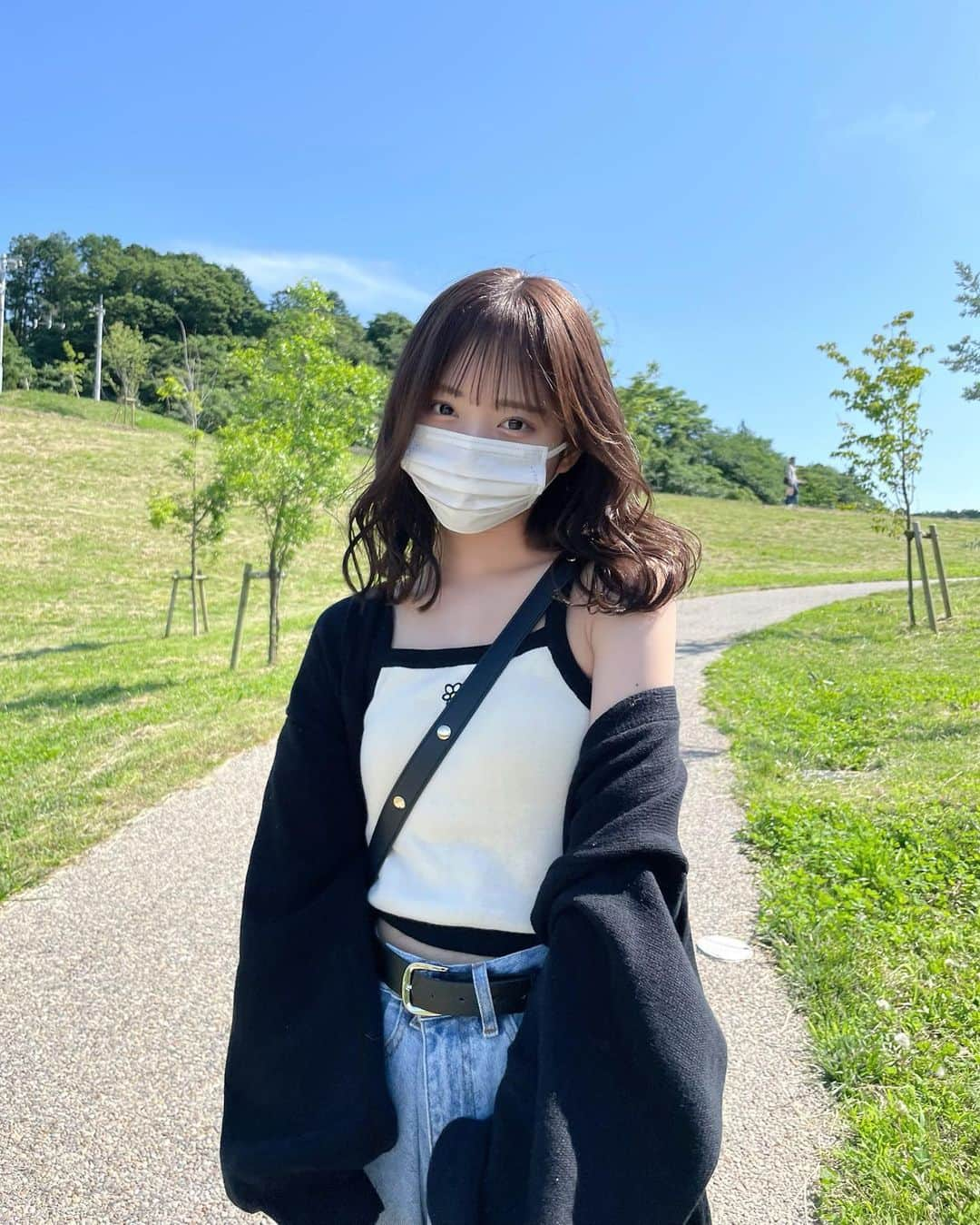 田島櫻子さんのインスタグラム写真 - (田島櫻子Instagram)「自然感じてきた〜〜🌳❤︎」5月28日 21時53分 - sakurako219