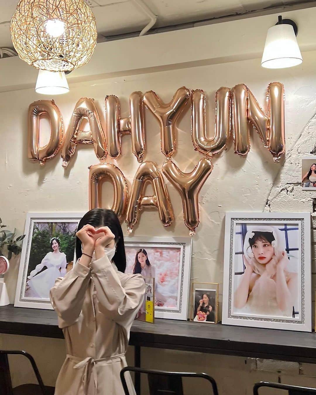 ダヒョンさんのインスタグラム写真 - (ダヒョンInstagram)「생일 축하해 주신 모든 분들 감사합니다🫶❤」5月28日 22時08分 - dahhyunnee