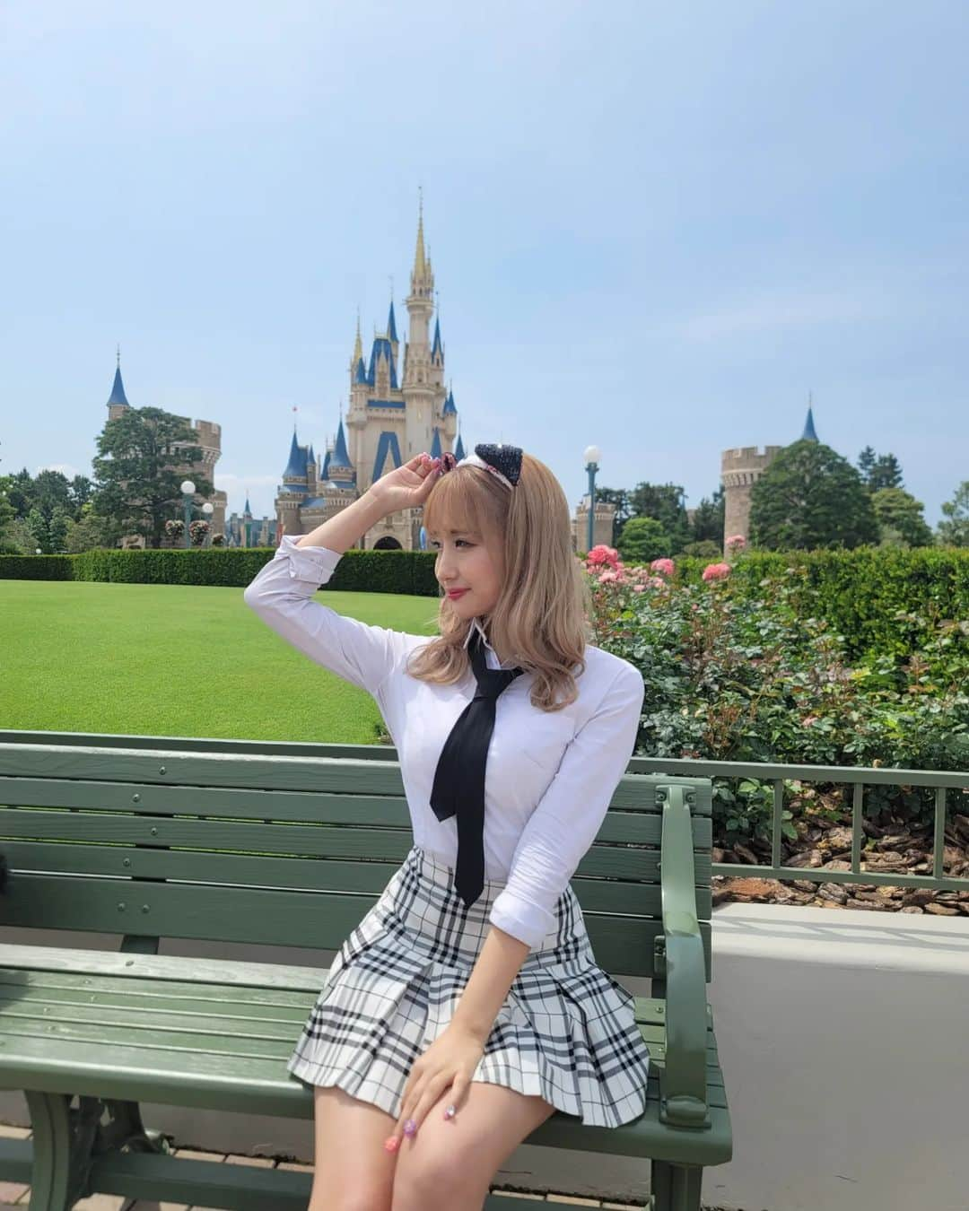 黛実希さんのインスタグラム写真 - (黛実希Instagram)「@tokyodisneyresort_official 🏰👠🤍 制服ディズニー写真どんどん投稿していっちゃう🫶🏻  📍CHOA ONNIラフォーレ原宿校 ラフォーレ原宿 B1 🚃JR原宿駅/明治神宮前駅/表参道駅  #101匹わんちゃん#101匹わんちゃんコーデ#制服ディズニー#ディズニーコーデ #ディズニー好きな人と繋がりたい#ディズニーランド#disneyland#ディズニーカチューシャ #choa_japan#choa#choajapan#制服レンタル#韓国制服レンタル#韓国制服#制服コーデ#制服#制服プリ#渡韓ごっこ#韓国っぽ#ラフォーレ原宿#原宿#디즈니랜드#교복샷#교복스타그램#교복#韓国ヘア#韓国コスメ#韓国メイク#韓国好きな人と繋がりたい #schooluniform」5月29日 13時33分 - candymiiiki