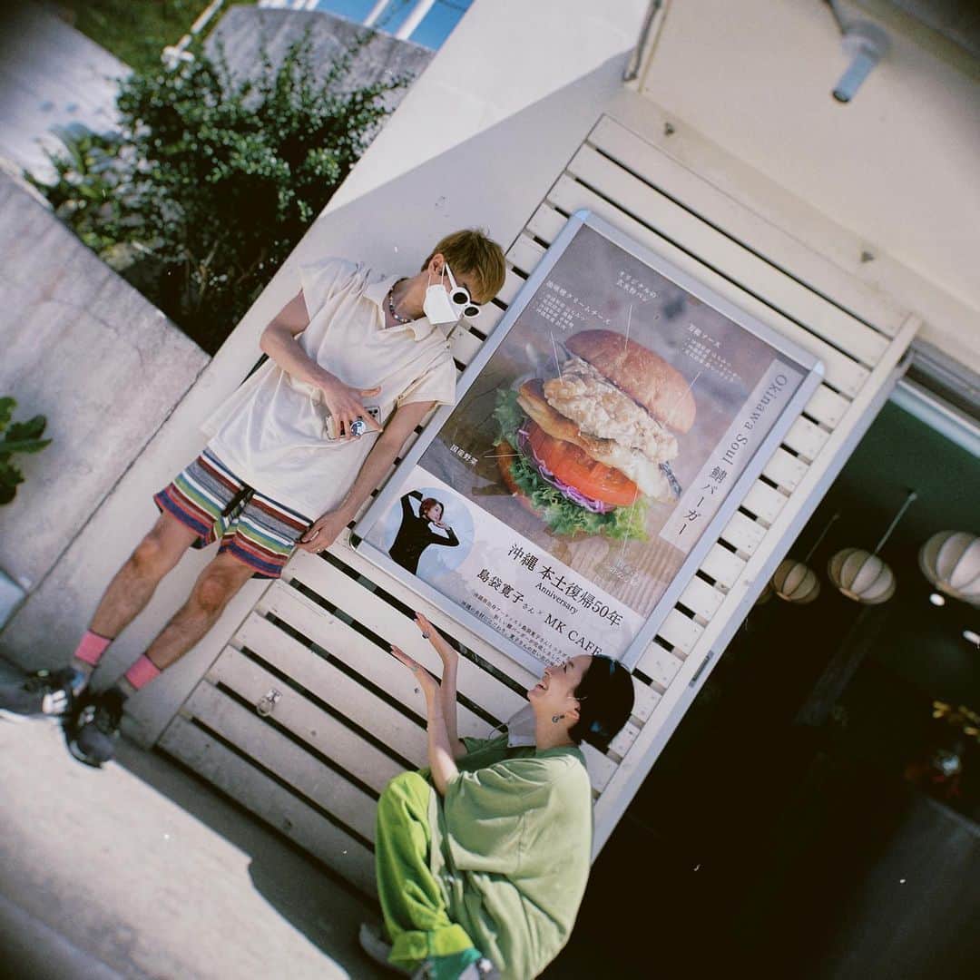 島袋寛子さんのインスタグラム写真 - (島袋寛子Instagram)「- いってきたよ♪ @mkcafe_okinawa  様 ありがとうございます！ 皆様にお会いでき、鯖バーガーを食べれて嬉しかった。 沖縄のウミカジテラス38。 "Okinawa Soul 鯖バーガー" よろしくお願いいたします！」5月29日 18時10分 - hiroko.shimabukuro