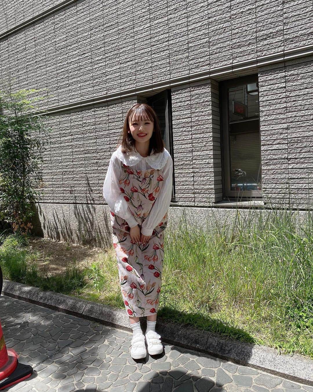 新澤菜央さんのインスタグラム写真 - (新澤菜央Instagram)「どの季節が1番好き〜🌷？  #merryjenny #wcloset #ootd #彼女の私服がかわいい」5月29日 20時24分 - _shinshin_48