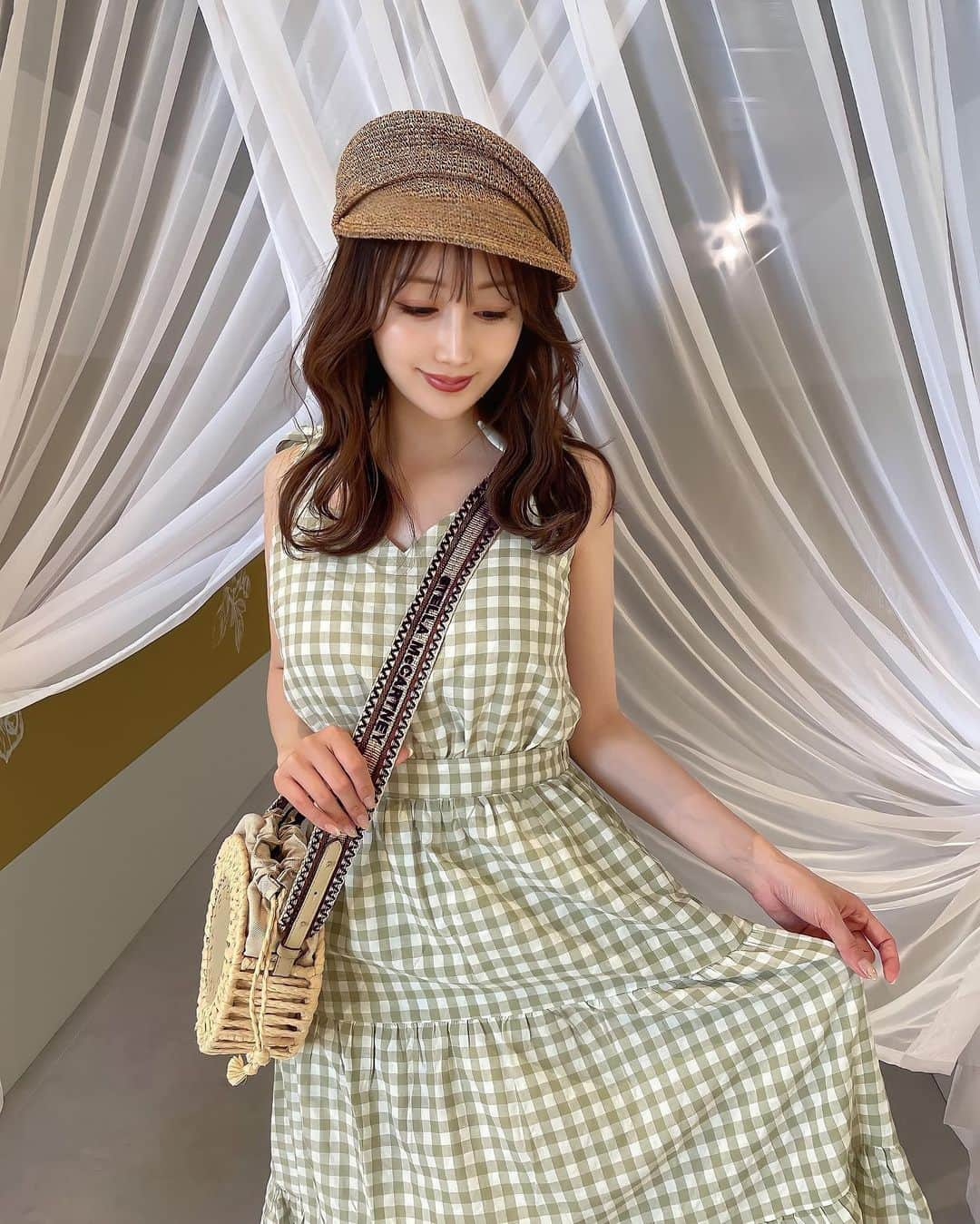 ゆかちんさんのインスタグラム写真 - (ゆかちんInstagram)「夏ワンピ👒👗☀️🌻  お洋服👗 @cherimi_official   #夏服 #夏服コーデ #ワンピース#cherimi  #ワンピースコーデ#表参道カフェ #表参道  #伊藤桃々 #デート服 #お上品コーデ  #韓国コーデ #韓国ファッション#モテコーデ  #あざとワンピ #高みえコーデ #シェリミー  #韓国ファッション好きな人と繋がりたい  #あざとい #あざとい系女子 #白ギャル」5月29日 21時37分 - y__chan___