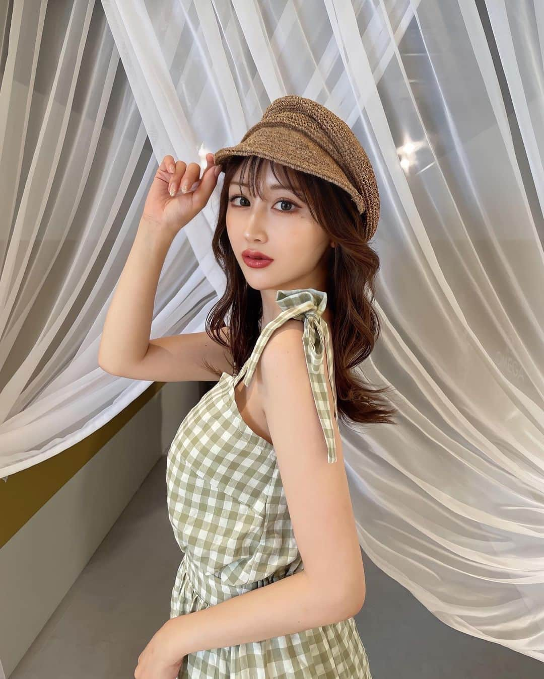 ゆかちんさんのインスタグラム写真 - (ゆかちんInstagram)「夏ワンピ👒👗☀️🌻  お洋服👗 @cherimi_official   #夏服 #夏服コーデ #ワンピース#cherimi  #ワンピースコーデ#表参道カフェ #表参道  #伊藤桃々 #デート服 #お上品コーデ  #韓国コーデ #韓国ファッション#モテコーデ  #あざとワンピ #高みえコーデ #シェリミー  #韓国ファッション好きな人と繋がりたい  #あざとい #あざとい系女子 #白ギャル」5月29日 21時37分 - y__chan___