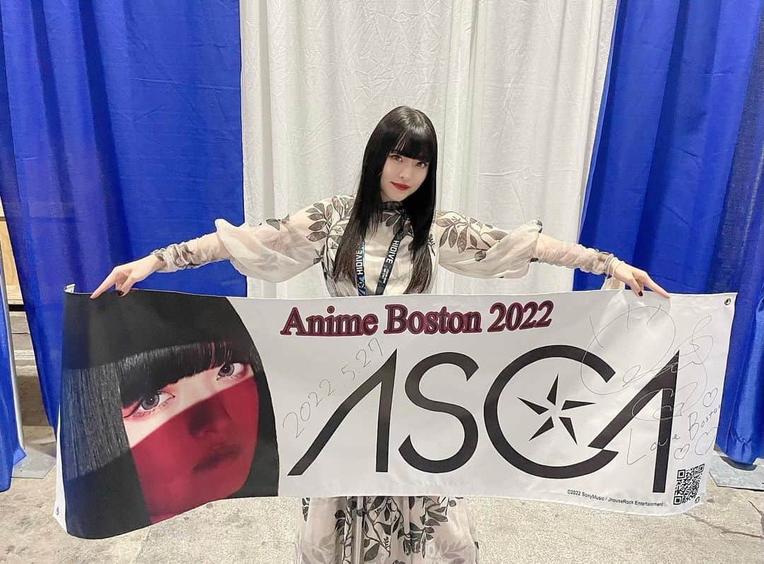 ASCAさんのインスタグラム写真 - (ASCAInstagram)「アニメボストン、終幕...!  Thank you so much 【 Anime Boston 2022 】 It’s so sad to say good bye but I promise you to see you again! I had a great time with you♥  Next, I’ll see you in Japan or… #AnimagiC in Germany !!  #ASCA #asca_jp #sacramusic #goodmusic #music #newrelease #newmusic #photography #photooftheday#portraitgames #earth_portraits #moodygrams #vscoportrait #fashion #japan #anime #anisong #Spotify #Applemusic #LINEMUSIC #fate #grancrest_anime #Apocrypha #portraitpage #shironeko_anime #mahouka #TWEWY #sao_anime #FGO」5月30日 5時23分 - asca_jp