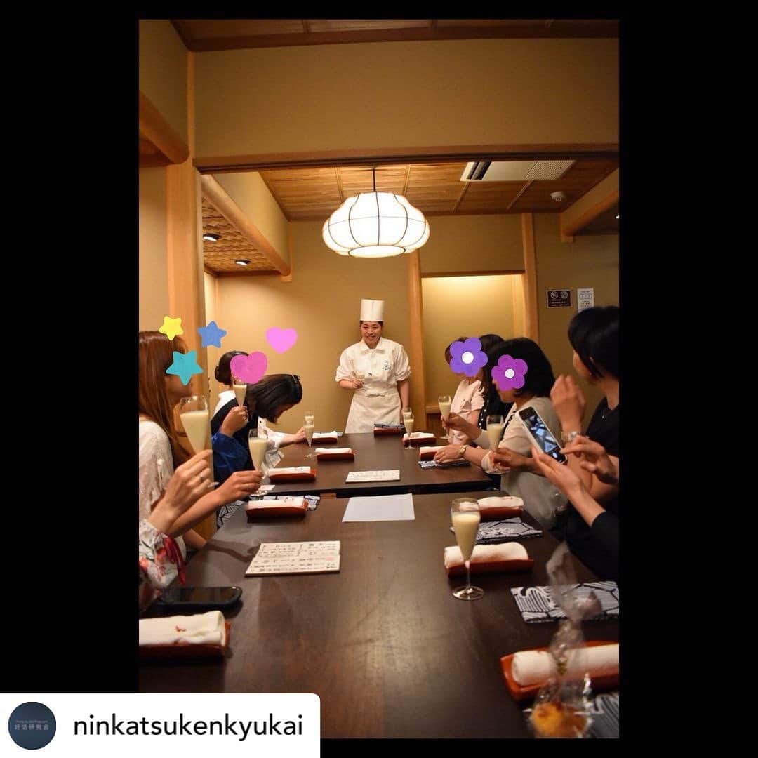 東尾理子さんのインスタグラム写真 - (東尾理子Instagram)「Posted @withregram • @ninkatsukenkyukai ꙳✧˖°⌖꙳✧˖°⌖꙳✧˖°⌖꙳✧˖°⌖꙳✧˖°⌖꙳✧˖°⌖꙳✧˖°⌖꙳✧˖ こんにちは、 ninken(妊活研究会)です🕊 ⁡ 5/28(土)は初のディナータイムTGPお茶会 @tsurutokame7045  at銀座つるとかめ🦢🐢でした🍽🥂 ⁡ とっても美しくて、旬の食材を使った 絶品のお料理をいただきながら、 おもいっきり妊活トークをして 心身共に最高のリフレッシュ&デトックス✨ ⁡ 妊活初心者さんから妊活真っ最中、 妊活卒業生まで幅広いメンバーにご参加 頂きました♥️ ⁡ ⁡ 「保険適用での治療でもプラスアルファで出来ることってこんなにあるんだ‼︎🙄」 ⁡ 「こんな検査があるって知ってた⁈受けてみたら？💡」 ⁡ 「あそこの鍼灸院はこんな施術もしてくれるからオススメだよ！👍🏻」 ⁡ 「うちのクリニックはこういう患者さんに強いみたい！☝🏻」 ⁡ などなど… 目から鱗情報があちこちを飛び交っていました👀 ⁡ 何よりも、同じように頑張っているからこそ 「それ分かるー‼︎」 「そうだよねー😆」 と共感し合えた事が一番のパワーチャージに なりました🥰 ⁡ たまにはこうして、 いつもがんばっている自分にご褒美を😉 ⁡ ⁡ 妊活研究会にご興味がある方はぜひインスタプロフィール内URLもチェックしてみてください♥️ ❁.｡.:*:.｡.✽.｡.:*:.｡.❁.｡.:*:.｡.✽.｡.:*:.｡.❁.｡. ⁡ 妊活研究会ではいろんな専門家(看護師、助産師、培養士、心理カウンセラー、薬剤師、鍼灸師、漢方医、栄養カウンセラー等)による講座やお話会(オンライン)などをほぼ毎日発信しています💫 ⁡ ❁.｡.:*:.｡.✽.｡.:*:.｡.❁.｡.:*:.｡.✽. プロフィール欄から オンラインサロン説明&ご入会ページに飛んで頂けるようになっています💫 ⁡ https://lounge.dmm.com/detail/3862/index/ ⁡ ぜびチェックしてみてください🥰 ꙳✧˖°⌖꙳✧˖°⌖꙳✧˖°⌖꙳✧˖°⌖꙳✧˖°⌖꙳✧˖°⌖꙳✧˖°⌖꙳✧˖ ⁡ #妊活 #妊活スタート #妊活初心者 #妊活アカウント #妊活中 #ベビ待ち #タイミング法 #人工授精 #体外受精 #顕微授精 #不妊治療 #不妊症 #子宮内膜症 #多嚢胞性卵巣症候群 #チョコレート嚢胞 #排卵誘発剤 #卵子凍結 #男性不妊 #婦人科 #鍼灸 #漢方 #温活 #睡眠 #心理カウンセラー #赤ちゃん #赤ちゃんが欲しい #子宝 #妊活中の人と繋がりたい #東尾理子 #妊活研究会 @rikohigashio  @hitomi_morimori  @erikams_kitchen  ⁡」5月30日 12時55分 - rikohigashio