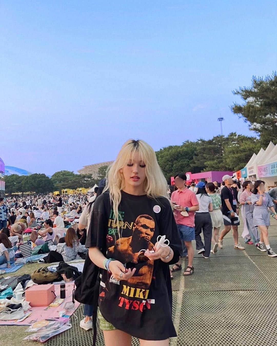 ソミさんのインスタグラム写真 - (ソミInstagram)「Seoul Rock festival for me 화질 왜 흐려어어」5月30日 17時26分 - somsomi0309