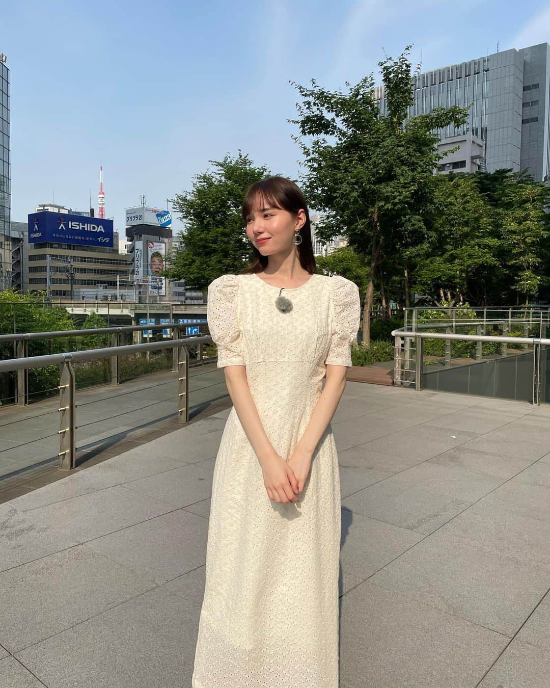 マーシュ彩さんのインスタグラム写真 - (マーシュ彩Instagram)「昨日今日と暑かったですね！ 急な暑さで体調崩さないように気をつけてくださいね😌  #zip衣装」5月30日 17時57分 - ayamarshofficial