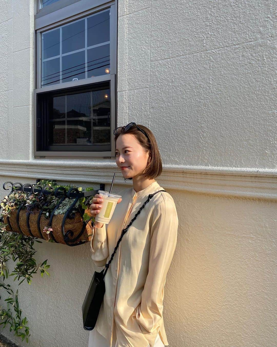 田中日菜さんのインスタグラム写真 - (田中日菜Instagram)「💛🌿 たまにはこういう格好も🧚🎶 . . tops @zara  pants @reurie_official  shoes @maisonmargiela  bag @jilsander  sunglasses @a.d.s.r._official  . . . #ootd#reurie#hina服#福岡」5月30日 20時55分 - hinap_17