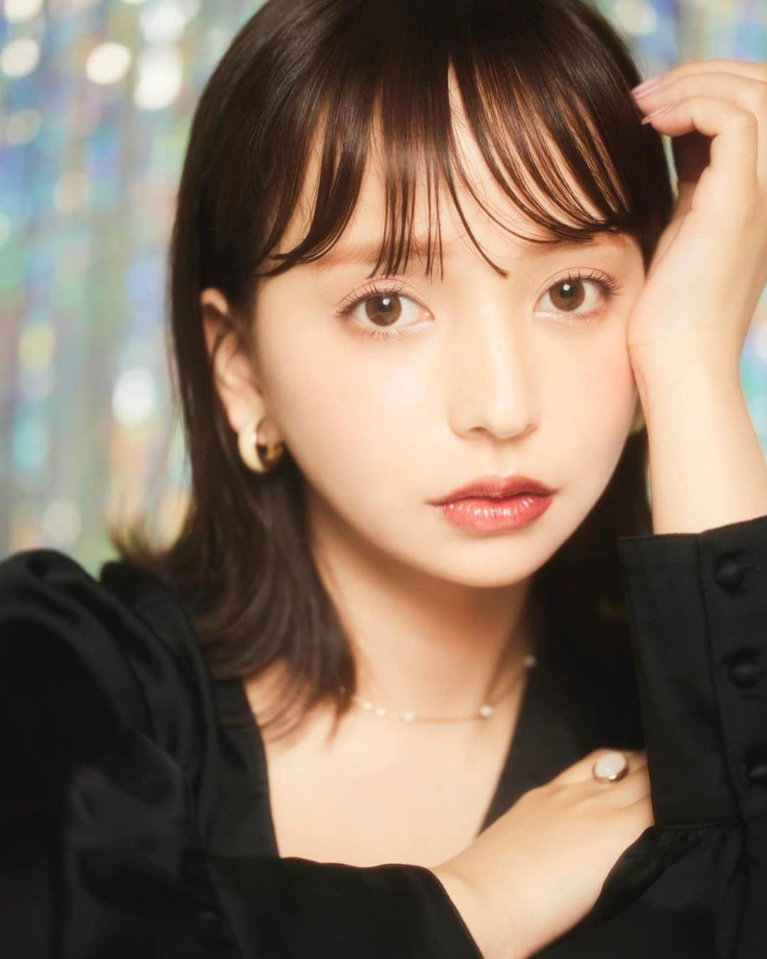 平尾優美花（ゆみちぃ）さんのインスタグラム写真 - (平尾優美花（ゆみちぃ）Instagram)「ビューティ撮っていただきました📸💄 @bunbun_1031 @hairmake_satomi_katsuragi はじめましてのおふたり、とってもたのしかった〜！！  何枚目がいいかなぁ？」5月30日 20時59分 - hirao_yumika