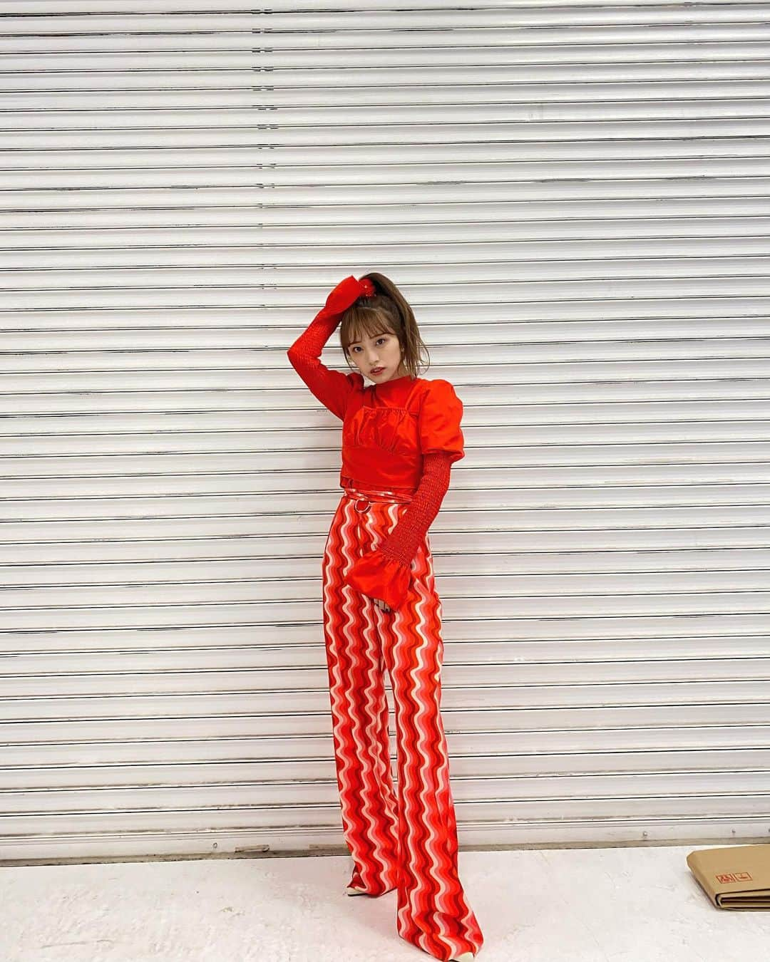 向井地美音さんのインスタグラム写真 - (向井地美音Instagram)「* ❤️‍🔥❤️‍🔥❤️‍🔥 #nylon #colorzwithshein」5月31日 0時38分 - ___mion.m