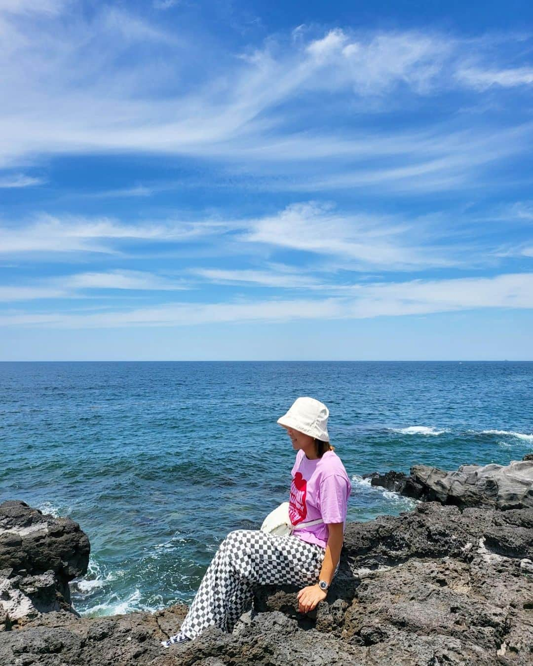 イ・ボミさんのインスタグラム写真 - (イ・ボミInstagram)「- jeju🌊💖」5月31日 16時56分 - bomee.lee