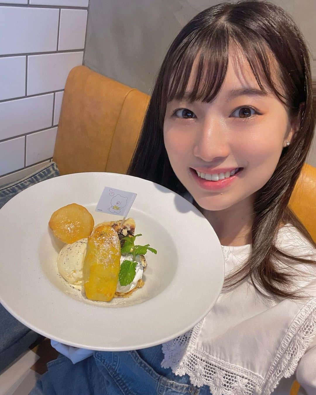 安部若菜さんのインスタグラム写真 - (安部若菜Instagram)「#goodspoon さん  1枚目は私考案の「こし餡抹茶ラテ」 4枚目は「バスク風チーズケーキとスイートポテトの小さなパフェ仕立て」  私の好きなものを詰め込んで頂きました🍠🧀  沢山の方に食べて頂きたい…！ 食べたら教えてください(^^)  他のメニューもぜーんぶ美味しかったですっっ . . 後日NMB公式で私が行った動画などもアップされるのでそちらもぜひ見てください👀  #大阪カフェ #難波カフェ #難波グルメ #難波」5月31日 20時56分 - _wakapon_