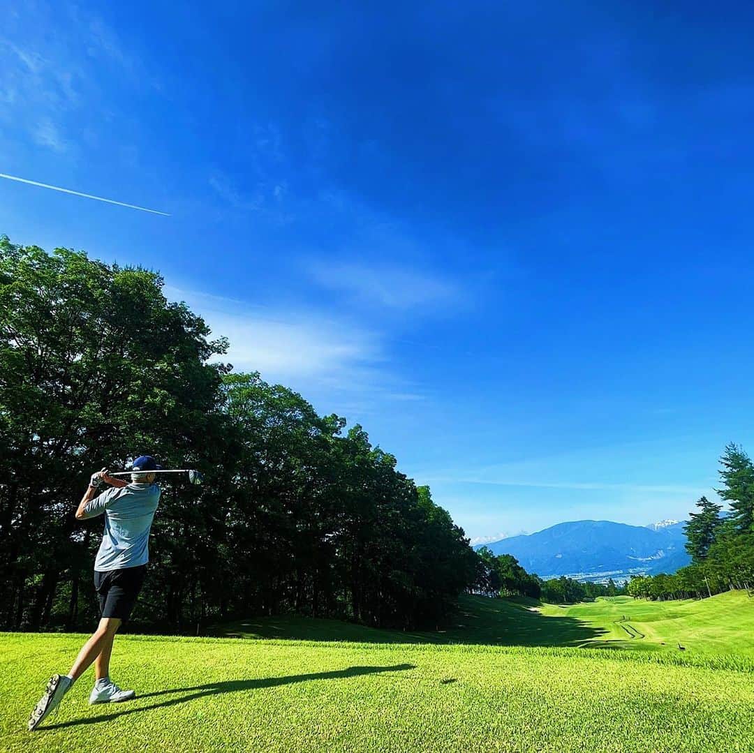 押尾学さんのインスタグラム写真 - (押尾学Instagram)「✨good day🏌🏼✨✨ #photooftheday #golf」6月1日 11時14分 - manabuoshio_official