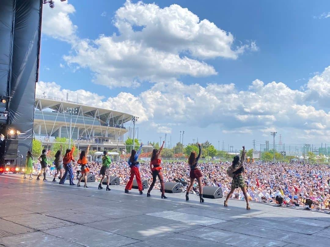 川村文乃さんのインスタグラム写真 - (川村文乃Instagram)「「ROCK IN JAPAN FES.2022」の出演が決まりました🥳🎉  アンジュルムの出演日は 2022年8月12日(金)です！  夏もアンジュルムと楽しみましょう❤️‍🔥  8/12千葉市蘇我スポーツ公園で待ってます！  #RIJF2022#ANGERME#アンジュルム」6月1日 13時07分 - ayano_kawamura.official