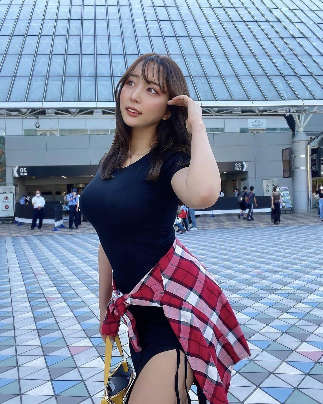 美女美容事情さんのインスタグラム写真 - (美女美容事情Instagram)「《スタイル✴︎抜群美女💖✨》⁠⠀ *⠀⠀⠀⠀⠀⠀⁠⠀⁠⠀⁠⠀⁠⠀⁠⠀ 今回ご紹介させて頂きますのは!!👀❤️⁠⠀⁠⠀⁠⠀⁠⠀⁠⠀ 石田みかさん<@ishidamika.fit> の素敵なお写真📸⠀⁠⠀⁠⠀⁠⠀ *⠀⁠⠀ 色気感じるコーデで美しいですね‼︎😍✨⠀ こんな美人さんとライブ行ってみたいですね🌺⠀⠀⠀⁠⠀⁠⠀⁠⠀⁠⠀⁠⠀ *⠀⁠⠀⁠⠀⁠⠀⁠⠀⁠⠀ 石田みかさん<@ishidamika.fit> 素敵な投稿をありがとうございました☺️📸✨⠀⁠⠀ 石田みかさんのアカウントには他にも素晴らしい投稿が沢山ありますので是非覗いてみてくださいね💁‍♀️💙⁠ ⁠⠀ ⠀⠀⁠⠀⁠⠀⁠⠀⁠⠀ △▼△▼△▼△▼△▼△▼△▼△▼△▼ ⁠⠀⁠⠀⁠⠀⁠⠀ ❤️🧡💛「ビジョビ (美女美容事情)」💚💙💜⠀⠀⠀⠀⠀⠀⠀⠀⠀⠀⠀⠀⠀⠀⁠⠀⁠⠀⁠⠀⁠⠀⁠⠀⁠⠀ 👇掲載ご希望の方は👇⠀⠀⠀⠀⠀⠀⠀⠀⠀⠀⠀⠀⠀⠀⠀⁠⠀⁠⠀⁠⠀⁠⠀⁠⠀⁠⠀ @b_b_j.jタグ付けと🖤 #ビジョビ ⁠⠀⁠⠀ 🖤タグ付けお願いします⠀⠀⠀⠀⠀⠀⠀⠀⠀⠀⠀⠀⠀⠀⠀⁠⠀⁠⠀⁠⠀⁠⠀⁠⠀⁠⠀ △▼△▼△▼△▼△▼△▼△▼△▼△▼ ⁠⠀⁠⠀ #美人#美女#スタイル抜群⠀ #ライブコーデ#後楽園#ライブ⠀ #インスタ美女#インスタ美人」6月1日 17時43分 - b_b_j.j