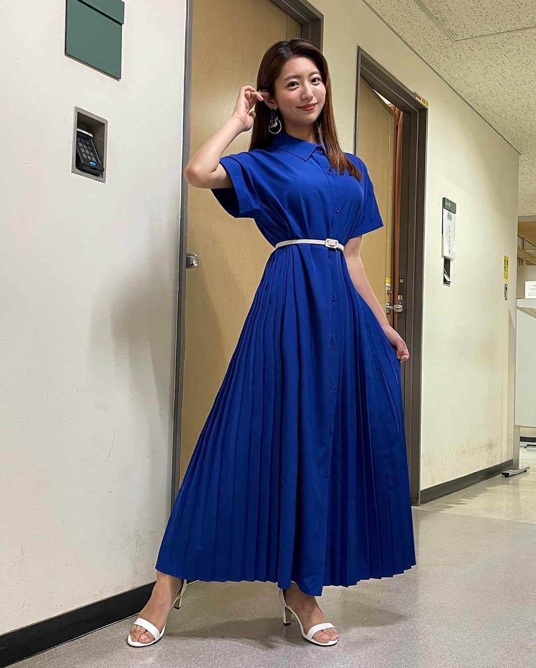 白戸ゆめのさんのインスタグラム写真 - (白戸ゆめのInstagram)「👗 . #熱血バスケ #衣装 ブレックスを若干意識した 綺麗な青いワンピースでした✨」6月1日 22時40分 - yumeno.s_
