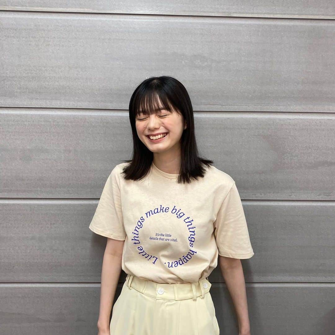 紺野彩夏さんのインスタグラム写真 - (紺野彩夏Instagram)「SHEIN Summer Vacay 夏に向けて、いろんなコーデを組んでみました🫶 オシャレ楽しみましょう〜！   今ならクーポンコードでお得にお買い物できます☺︎ クーポンコード：SSV5017 利用期限：7月5日まで 割引率：お買い上げ金額1～5,999円まではセール価格より15%OFF、6,000円以上は20%OFFが適用   イエローパンツコーデ 商品ID：2548925 商品ID：9777211 商品ID：10146253　 スラックスコーデ 商品ID：9320977 商品ID：8275032 花柄トップス 商品ID：1180422 #SHEINforall #SHEINsummervacay @shein_japan  @sheinofficial」6月2日 19時05分 - ayaka_konno_official