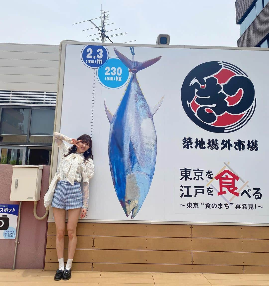 川村文乃さんのインスタグラム写真 - (川村文乃Instagram)「築地行ってきた🐟  海鮮焼きに玉子焼き おいしい朝でした🌞  #ANGERME#アンジュルム#川村文乃#築地」6月2日 22時00分 - ayano_kawamura.official