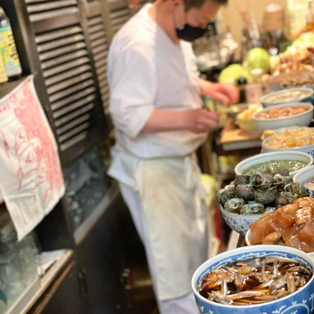 田中律子さんのインスタグラム写真 - (田中律子Instagram)「TOKAIケーブルネットワーク 『田中律子のあなたと旅するSUP』🏄‍♀️6月は長崎編が放送になりまーす🏄‍♀️ ゲストは、加藤紀子ちゃん🍷紀ちゃんとはもう何年だろう…マジカル頭脳パワーとか、ドラマや旅番組もいっぱい行ったり、プライベートでも飲み友達🤩  紀ちゃんプルプルしながらSUP頑張りましたーー👏👏👏  ロケ終わりにはめっちゃディープな飲み屋街→写真6枚目スナックバス🚌徳さんと行かなきゃ🤣ここを抜けてさらに奥に歩いて行くとある『こいそ』🍺カウンターにはおばんざいがズラっと並んでどれも美味しかった💛  ちゃんぽんと皿うどんも食べたし、出島もグラバー園も、大浦天主堂も行ったし、長崎満喫🤩  最後の飛行機までハイボール飲んで満足満足🤣🤣🤣 紀ちゃんありがとー🍺🍷🥂🏄‍♀️ また楽しいロケ行こうね💛あ、次はプライベートでも旅しよう❗️  番組は6月中はこちらで見れます📺  【111ch】 月曜　10:00、22:00 金曜　18:30 土曜　7:30、13:30 日曜　7:30 【121ch】 土曜　9:00 日曜　20:00  【放送局】 TOKAIケーブルネットワーク トコちゃんねる静岡 エルシーブイ 倉敷ケーブルテレビ 厚木伊勢原ケーブルネットワーク  いちはらコミュニティネットワークテレビ 東京ベイネットワーク テレビ津山 仙台CATV イッツ・コミュニケーションズ 沖縄ケーブルテレビ スターキャット 御前崎ケーブルテレビ ひまわりネットワーク ケーブル4K チャンネル700  #tokaiケーブルネットワーク  #田中律子のあなたと旅するsup  #旅sup #sup #全国を旅します」6月3日 15時03分 - ri2kotanaka