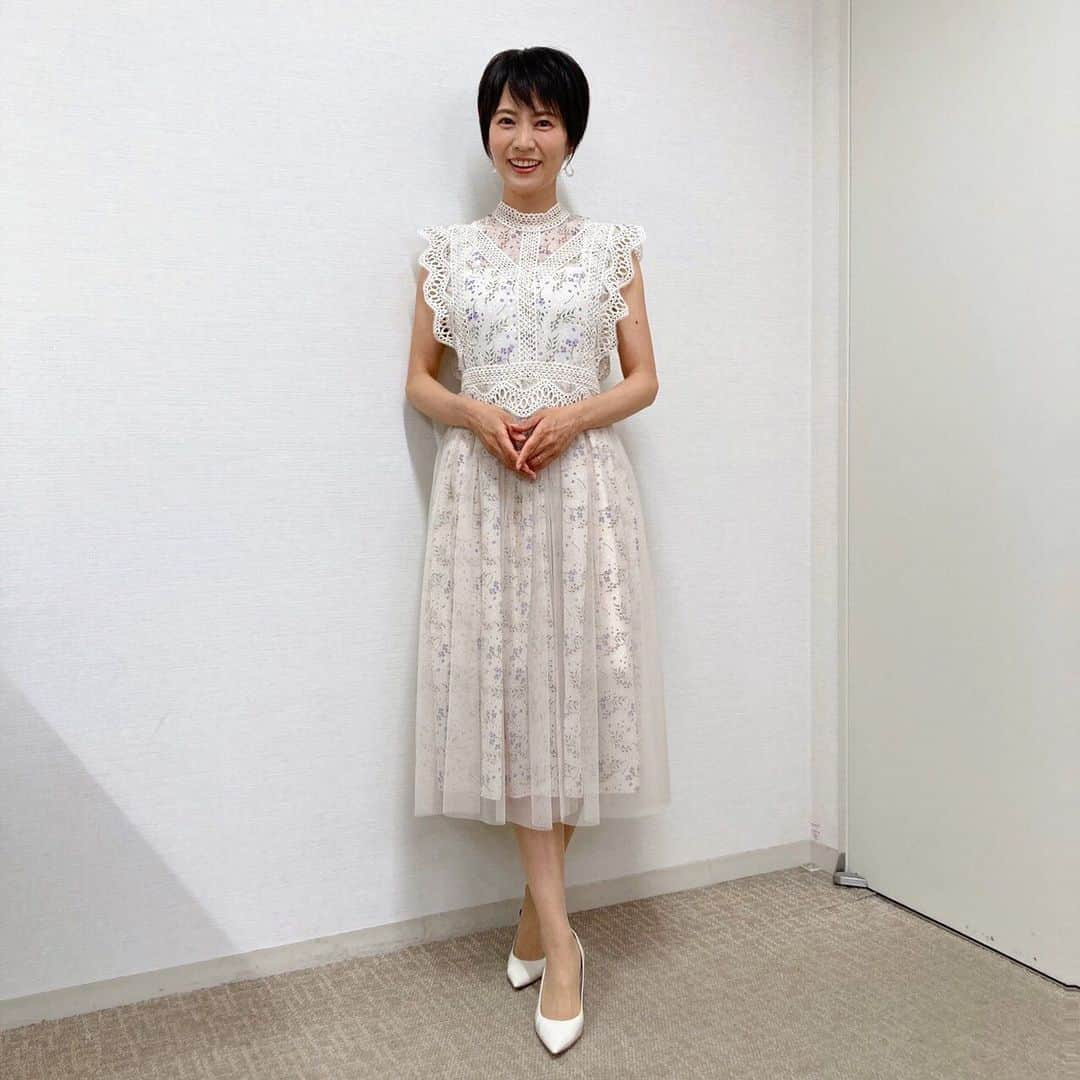 村井美樹さんのインスタグラム写真 - (村井美樹Instagram)「本日、テレビ東京 15:40から #よじごじDays に生出演します☺️✨ テーマは「戦国武将が町をガイドする初夏の信州・上田」  #信州上田おもてなし武将隊の #真田幸村さまと 上田の街を旅します。  スタジオ衣装のワンピースは @cawaii_official_  @cawaii_zozotown  です👗  ぜひご覧ください☺️ #frenchpave」6月3日 15時24分 - miki_murai_