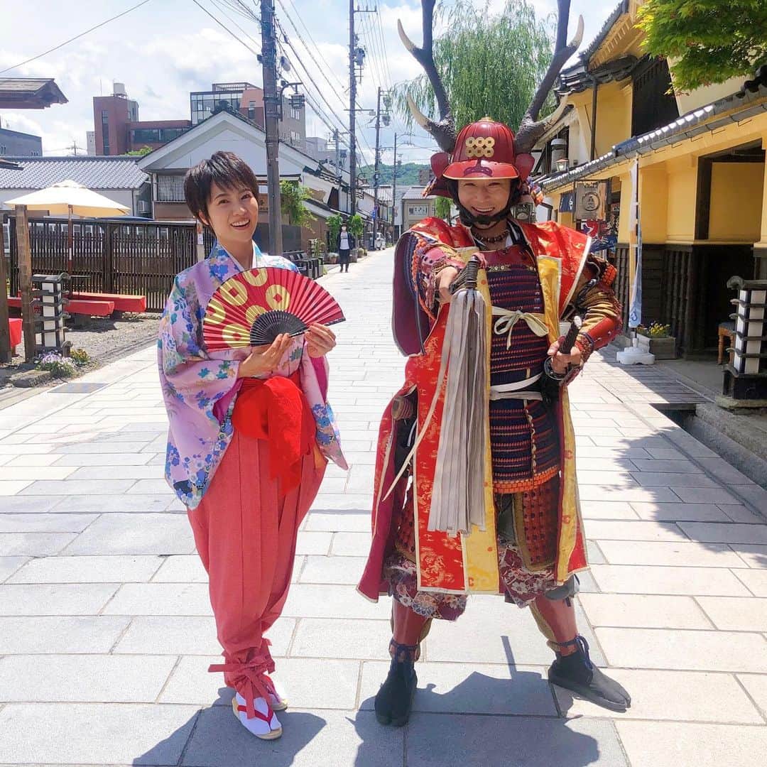 村井美樹さんのインスタグラム写真 - (村井美樹Instagram)「本日、テレビ東京 15:40から #よじごじDays に生出演します☺️✨ テーマは「戦国武将が町をガイドする初夏の信州・上田」  #信州上田おもてなし武将隊の #真田幸村さまと 上田の街を旅します。  スタジオ衣装のワンピースは @cawaii_official_  @cawaii_zozotown  です👗  ぜひご覧ください☺️ #frenchpave」6月3日 15時24分 - miki_murai_