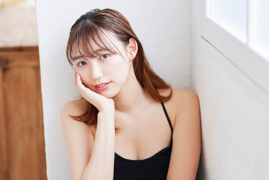 新田ゆうさんのインスタグラム写真 - (新田ゆうInstagram)「【東京カレンダー】さんにて フィギュアスケートの事や、芸能活動、恋愛について赤裸々に語りました。 ぜひ取材記事見てください🙆🏻‍♀️」6月3日 16時13分 - yuu_nitta1018