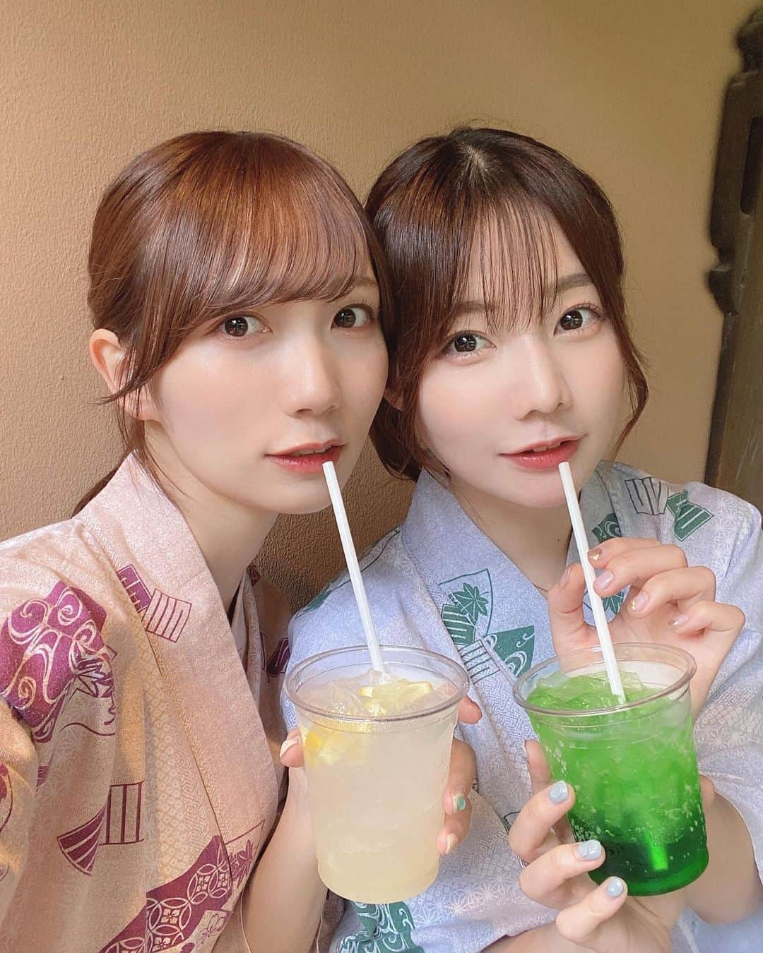 山内あいなさんのインスタグラム写真 - (山内あいなInstagram)「#えじにゃん個展 打ち上げ♨️🍻  森林浴🌿 ロウリュウサウナ🧖🏻‍♀️ 鮎の塩焼き🐟 ビールと🍻  …最高でした😭✨✨ 久しぶりにゆっくり深呼吸したなぁ💭  実は新しい企画の撮影だったので早く伝えたい…‼︎お楽しみにね🤍🤍  #箱根 #温泉 #サウナ #ロウリュウ」6月3日 20時41分 - ainayamauchi3131