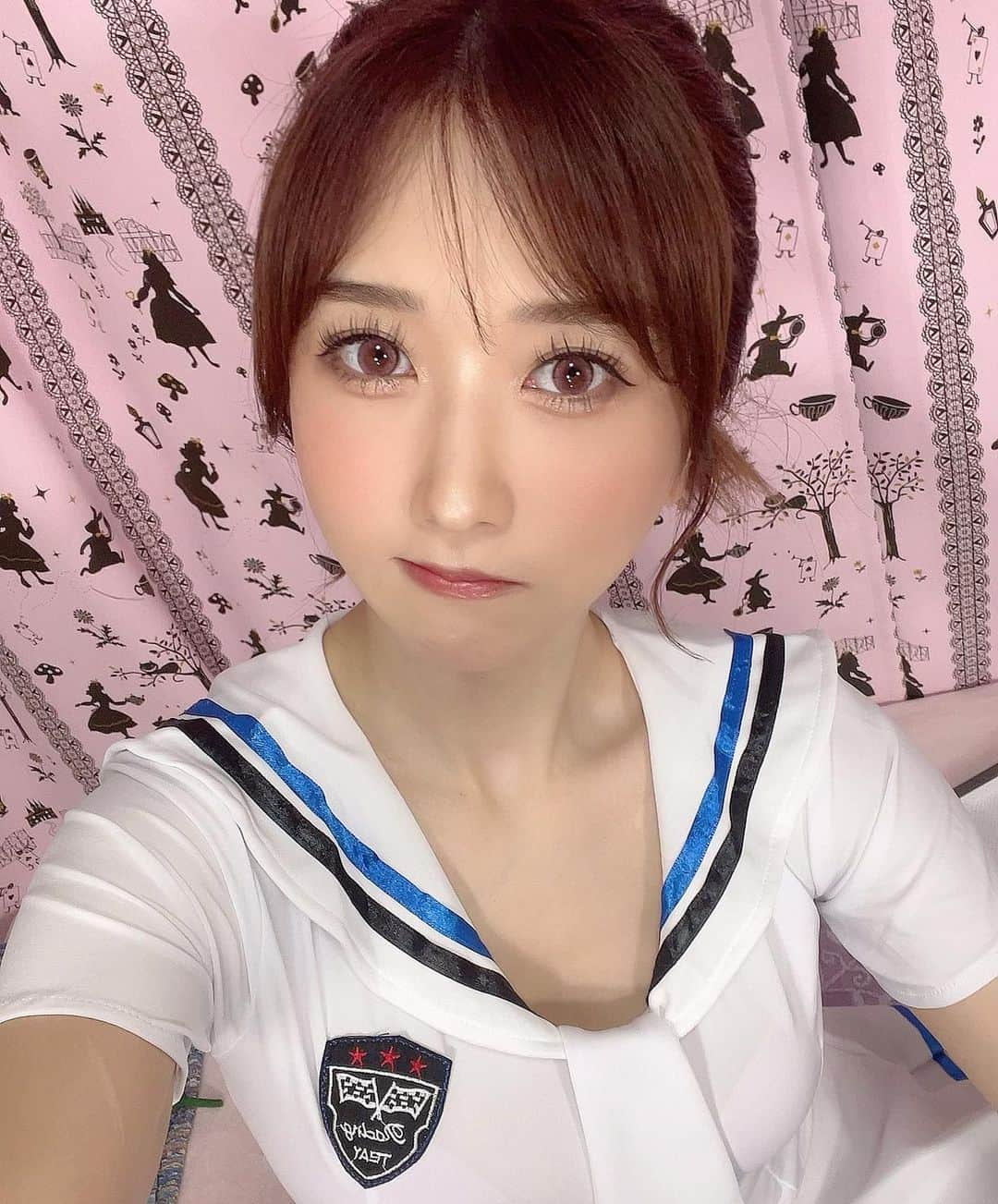 大槻ひびきさんのインスタグラム写真 - (大槻ひびきInstagram)「6/26(日)名古屋アミューズ撮影会 予約は6/13 20時からです🌸  7/12(火)20時から 六本木レッドドラゴンにでます☺️ 指名してね🧡 席の予約はお電話で☺️ 03-6447-0088」6月4日 1時40分 - yanhibi0221