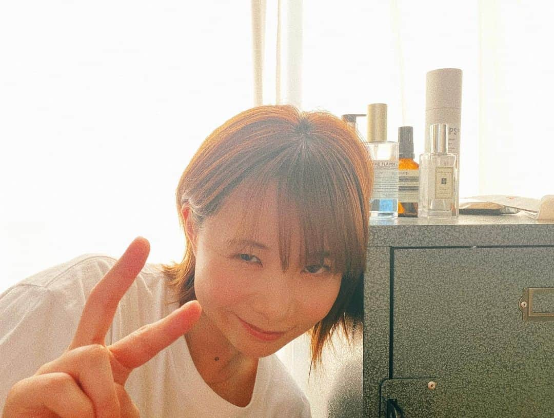 真奈さんのインスタグラム写真 - (真奈Instagram)「おはよ〜ん♨️  先日は @yagbeauty_official  さんでレーザートーニングを していただきました🥺♡︎ 6回目！私は艶が速攻で出るので 撮影前にいつもお願いしてます☺️  いつも有り難う御座います♡︎  #おはようございます」6月4日 9時19分 - manatmnt0116