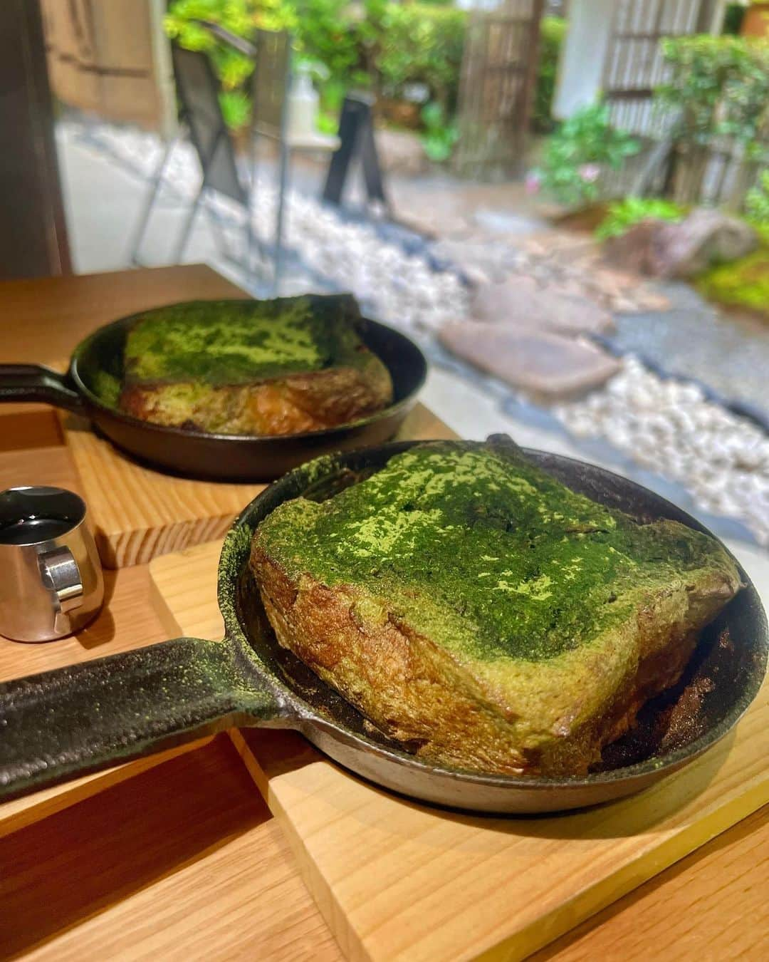 ののさんのインスタグラム写真 - (ののInstagram)「. 🍞パンとエスプレッソと嵐山庭園🍞 縁側の席が空いてたのでそこにしたよ✨ 抹茶のフレンチトーストは思ってるより抹茶の味がしっかりしてたし、パン屋さんなだけあってパン自体も美味しい 外はカリッと中はジュワッと系で私好みのフレンチトースト✌️  #パンとエスプレッソと嵐山庭園#パンとエスプレッソと#嵐山グルメ#嵐山カフェ#嵐山ランチ#パン#パン屋#京都パン#京都パン屋#京都グルメ#京都ランチ#京都カフェ#嵐山観光#嵐山旅行#嵐山#京都#京都旅行#京都観光#フレンチトースト#抹茶#抹茶スイーツ#抹茶#kyoto#bread」6月4日 18時17分 - nonoko0309