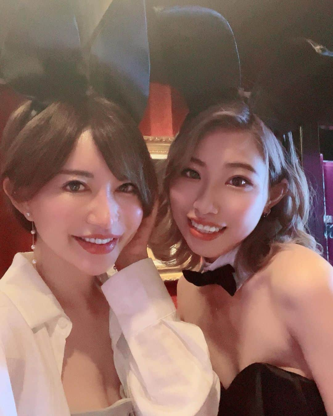 里美ゆりあさんのインスタグラム写真 - (里美ゆりあInstagram)「日曜日のバニーガール最高〜！✨ Canna赤坂店にお邪魔しました！ りょうちゃん可愛かったです！  2枚目の方は赤坂の顔☺️  #赤坂 #カナン #canan  #バニーガールズバー」6月5日 21時45分 - satomiyuria