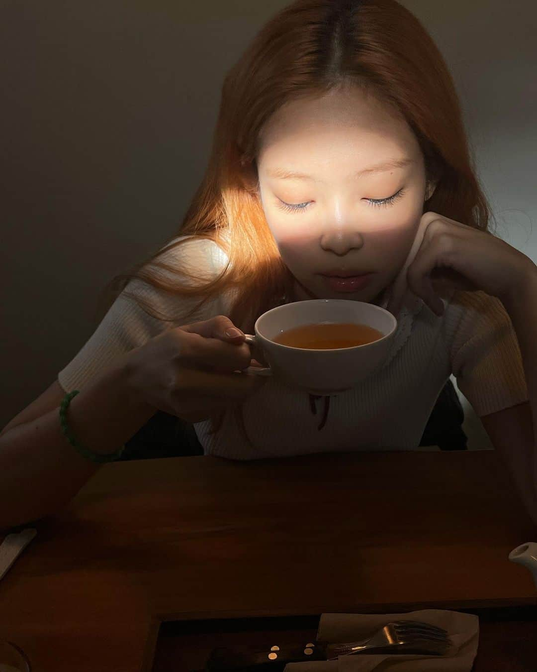 ジェニーさんのインスタグラム写真 - (ジェニーInstagram)「Very much needed this tea time 🍵☀️」6月6日 2時27分 - jennierubyjane