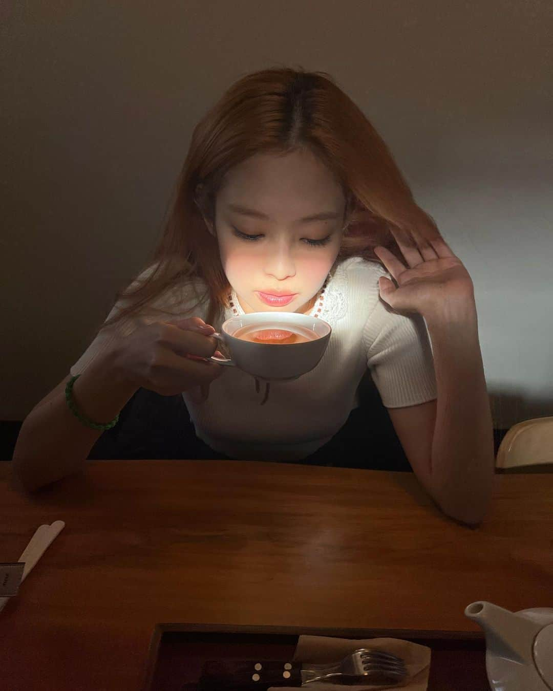 ジェニーさんのインスタグラム写真 - (ジェニーInstagram)「Very much needed this tea time 🍵☀️」6月6日 2時27分 - jennierubyjane