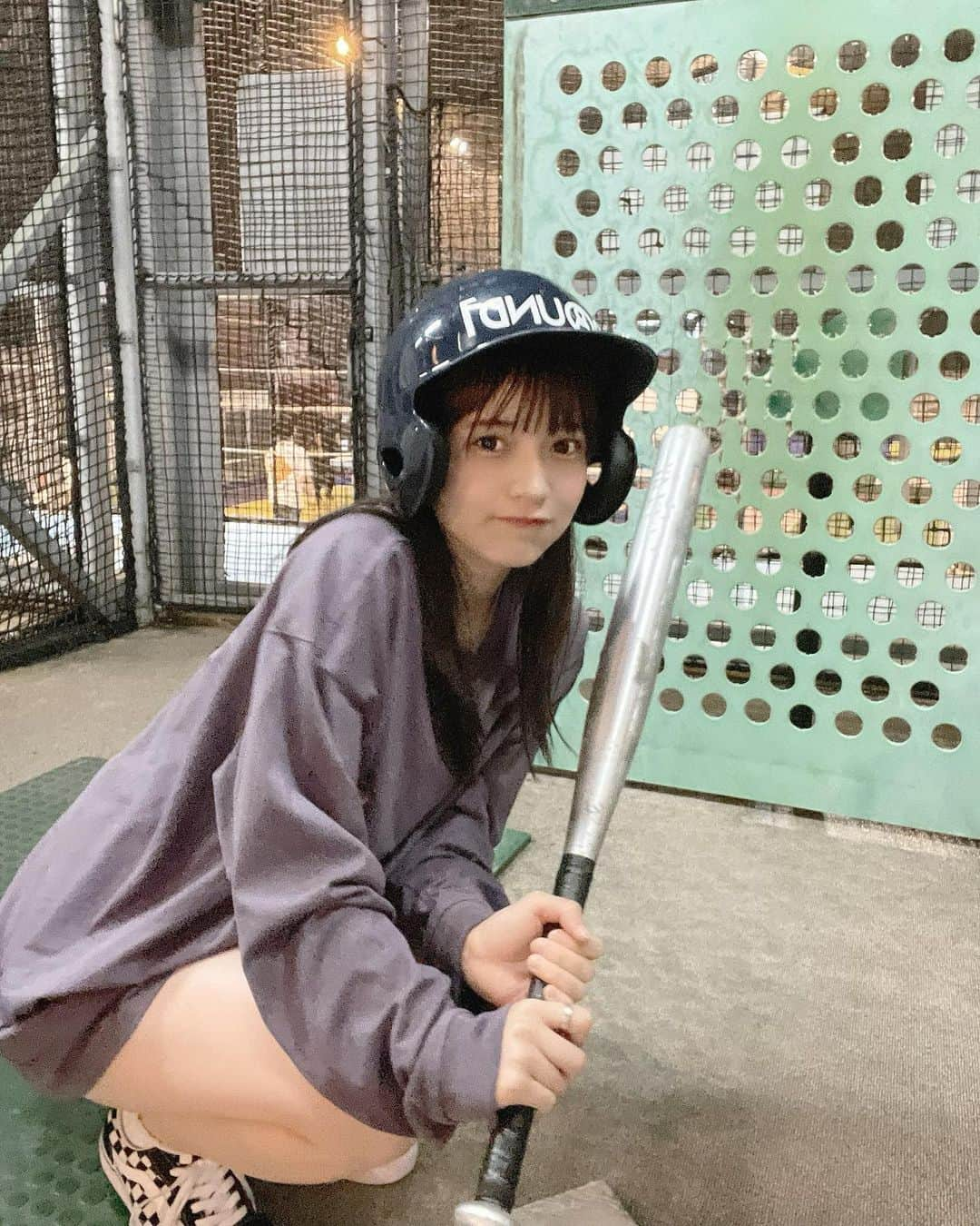 黒嵜菜々子さんのインスタグラム写真 - (黒嵜菜々子Instagram)「一緒に野球しよー！   #vans   #carhartt」6月6日 20時18分 - kurosaki0516