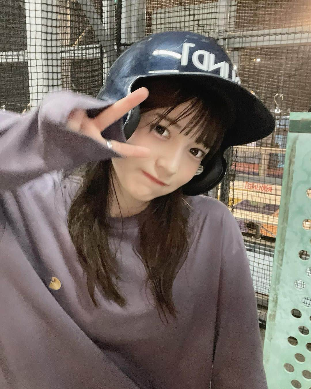 黒嵜菜々子さんのインスタグラム写真 - (黒嵜菜々子Instagram)「一緒に野球しよー！   #vans   #carhartt」6月6日 20時18分 - kurosaki0516