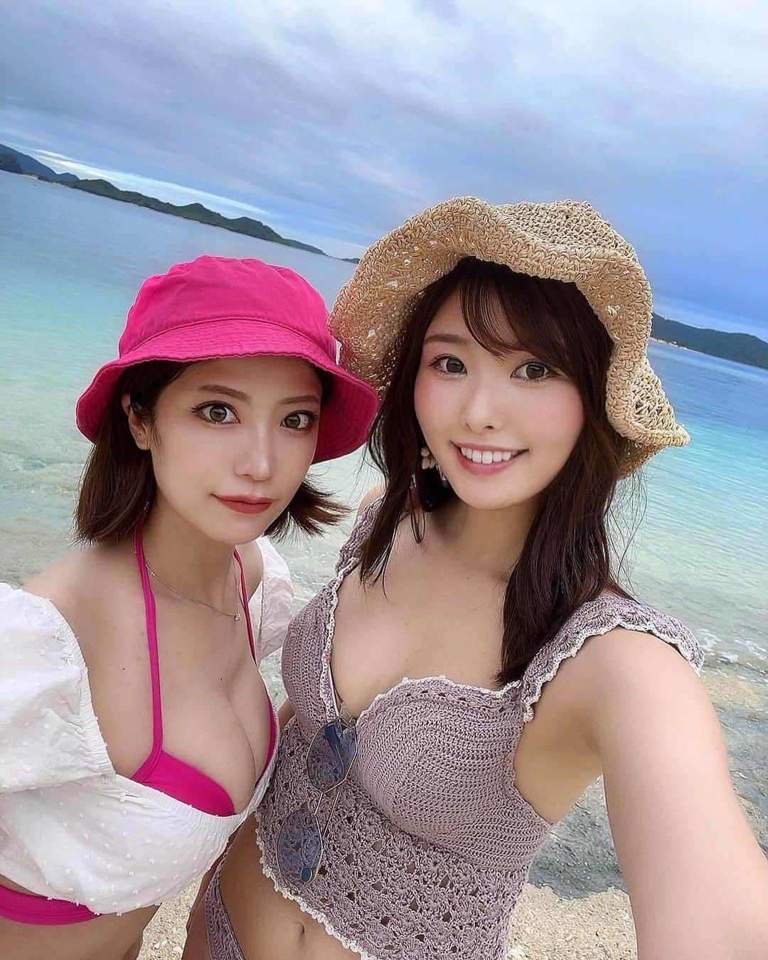 美女美容事情さんのインスタグラム写真 - (美女美容事情Instagram)「《おしゃれ水着美女×２💖🧡》 *⁠ 今回ご紹介させて頂きますのは!!👀❤︎⁠⠀ y0uc0riinさん< @xxy0uc0riinxx >の素敵なお写真📸⁠⠀⁠⠀⁠⠀⁠ *⁠⠀⁠⠀⁠⠀⁠⠀ スタイルが良くお洒落に水着を着こなし🌟✨ おふたりとも美しすぎてたまらないですね☺️❣️ *⠀⁠⠀⁠⠀⁠⠀⁠⠀ y0uc0riinさん< @xxy0uc0riinxx > ⁠⠀⁠⠀⁠⠀⁠⠀ 素敵な投稿ありがとうございました☺️📸✨ *⠀⁠⠀⁠⠀⁠⠀⁠⠀ y0uc0riinさんのアカウントには他にも素晴らしい投稿が沢山ありますので是非覗いてみてくださいね💁‍♀️💙⁠⠀⁠⠀⁠⠀⁠⠀ *⠀⁠⠀⁠⠀⁠⠀⁠⠀ △▼△▼△▼△▼△▼△▼△▼△▼△▼ ⁠⠀⁠⠀⁠⠀ ❤🧡💛「美女美容事情」💚💙💜⠀⠀⠀⠀⠀⠀⠀⠀⠀⠀⠀⠀⠀⠀⁠⠀⁠⠀⁠⠀⁠⠀⁠⠀ 👇掲載ご希望の方は👇⠀⠀⠀⠀⠀⠀⠀⠀⠀⠀⠀⠀⠀⠀⠀⁠⠀⁠⠀⁠⠀⁠⠀⁠⠀ @b_b_j.jタグ付けと🖤 #ビジョビ ⁠⠀ 🖤タグ付けお願いします✨⠀⠀⠀⠀⠀⠀⠀⠀⠀⠀⠀⠀⠀⠀⠀⁠⠀⁠⠀⁠⠀⁠⠀⁠⠀ △▼△▼△▼△▼△▼△▼△▼△▼△▼ ⁠⠀⁠ #沖縄#沖縄離島#okinawa#阿嘉島#北浜ビーチ#海 #水着#透明度高め#島人#ニシバマビーチ#座間味」6月8日 17時31分 - b_b_j.j