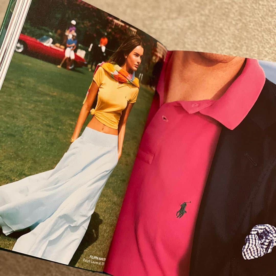 小川ひとみさんのインスタグラム写真 - (小川ひとみInstagram)「今日お買い物した POLO SHIRT BOOK 過去の広告や写真など 見たことがある、記憶にある 写真もあったりと 隅々まで楽しく読みました💭  お家のインテリアにも可愛い、と 気軽な気持ちで手に取ったBOOKが こんなに素敵だったなんて🤍 (確か5500円だったような…)  こんな風にポロシャツを Sexy&Elegantに着たいと ウェストを絞ろうと決意😑  My favorite actor, Patric Dempsey♡ I just can't stop post this pic♡♡ #poloralphlauren #POLOSHIRT」6月8日 21時11分 - hitomy220