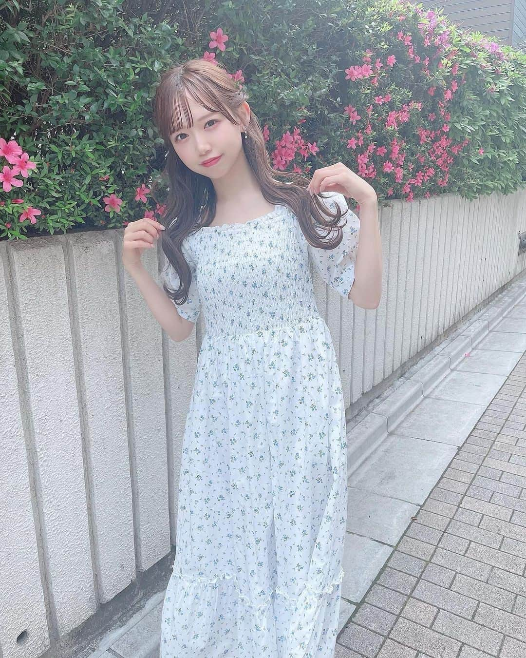 畑美紗起さんのインスタグラム写真 - (畑美紗起Instagram)「夏の理想コーデ？👒 これ着て海とか歩きたい👙💭  #春コーデ  #ワンピース #ファッションコーデ #髪型 #ヘアアレンジ #今日のコーデ #夏服コーデ #麦わら帽子 #ファッション #ラストアイドル #畑美紗起 #春 #fashion #fashiongram #fashionista #ootd  #ootdfashion  #instafashion #dailylook #hairstyle #outfit #hair #japanesegirl #japanese #みちゃしふく」6月8日 22時29分 - miiicha_0327