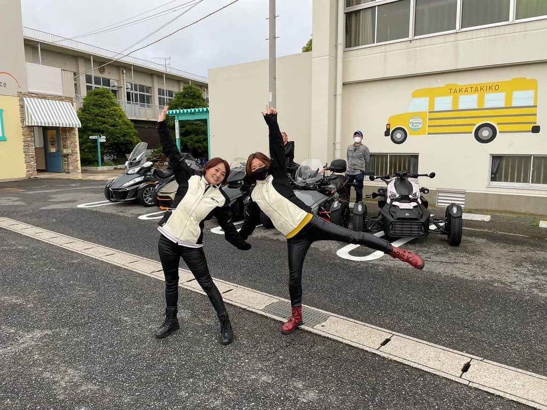 橋本志穂さんのインスタグラム写真 - (橋本志穂Instagram)「#高滝湖グランピングリゾート  バイク仲間と 楽しい一泊二日のツーリング旅です」6月9日 3時03分 - shihohashimoto3