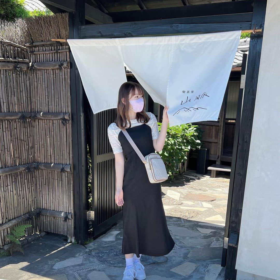 服部有菜さんのインスタグラム写真 - (服部有菜Instagram)「#山脈 さんのモンブラン🌰 私は期間限定のアールグレイとピスタチオのモンブランにしました。 期間限定に弱い🥺🤍 . . #岐阜 #岐阜カフェ #岐阜モーニング」6月9日 11時04分 - yuna__0330.48