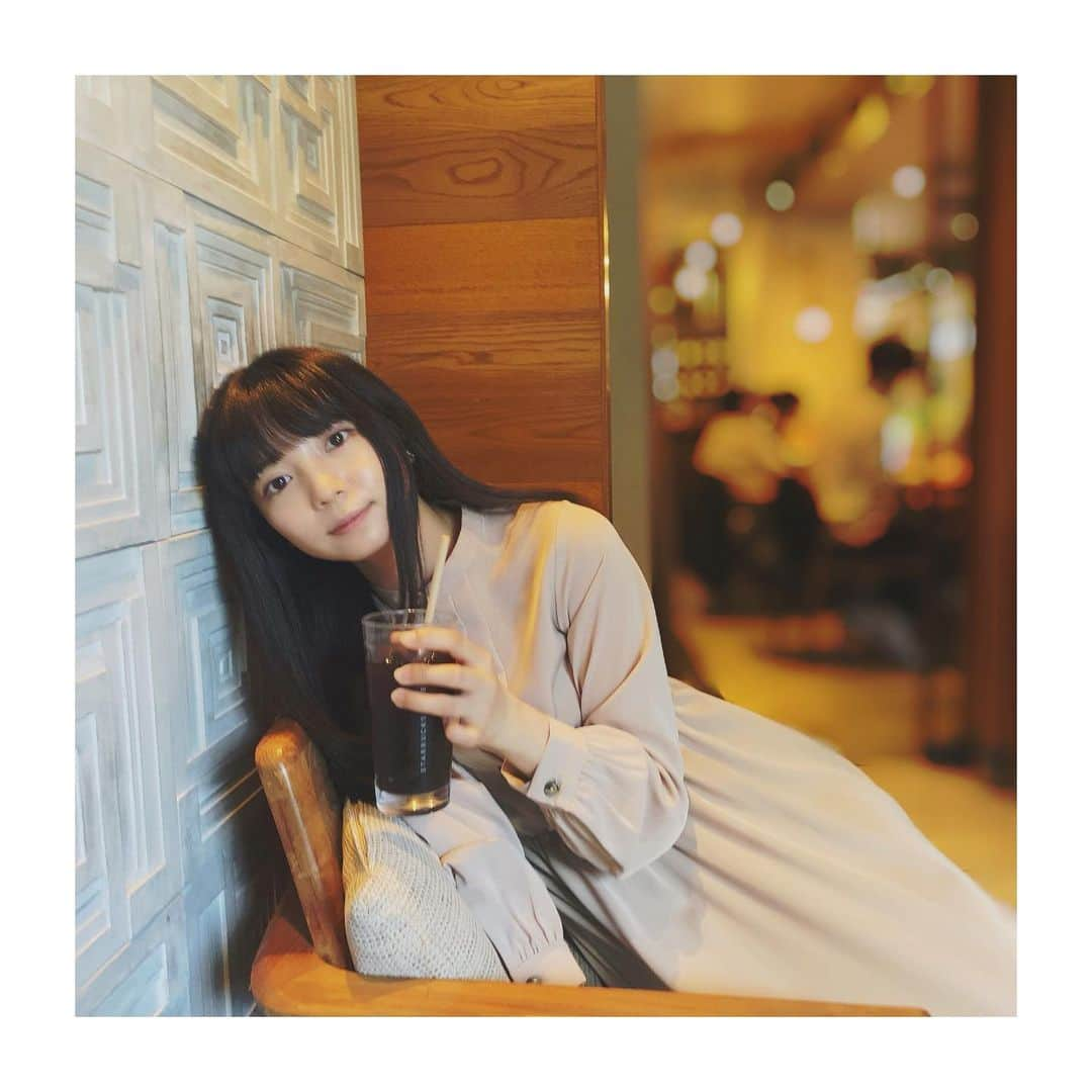 入来茉里さんのインスタグラム写真 - (入来茉里Instagram)「休憩。まったり。 #cafe #coffeetime」6月9日 15時22分 - iriki.mari_official