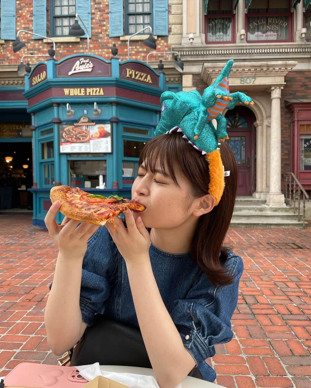 海老野心さんのインスタグラム写真 - (海老野心Instagram)「ピザ食べたい🍕🍕🍕 #ユニバ #ピザ」6月9日 19時02分 - heart_u29